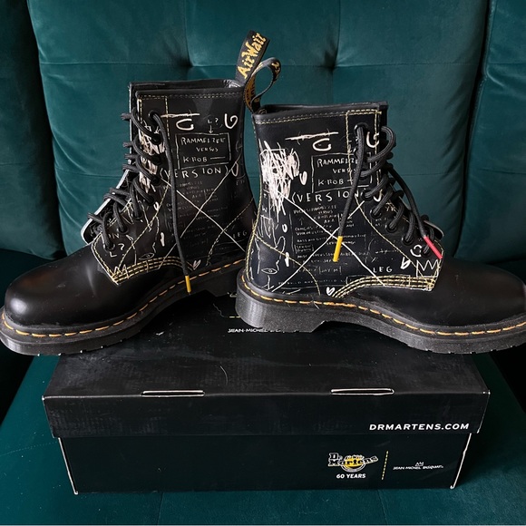 Dr. Martens 1460 Basquiat Leather Lace Up Boots - Limited Edition - Picture 9 of 12